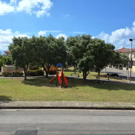 Il Parco Iun R1207 - Con Ingresso Indipedente Santa Giusta